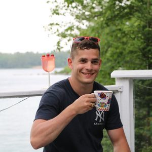 Meet your Posher, Aidan